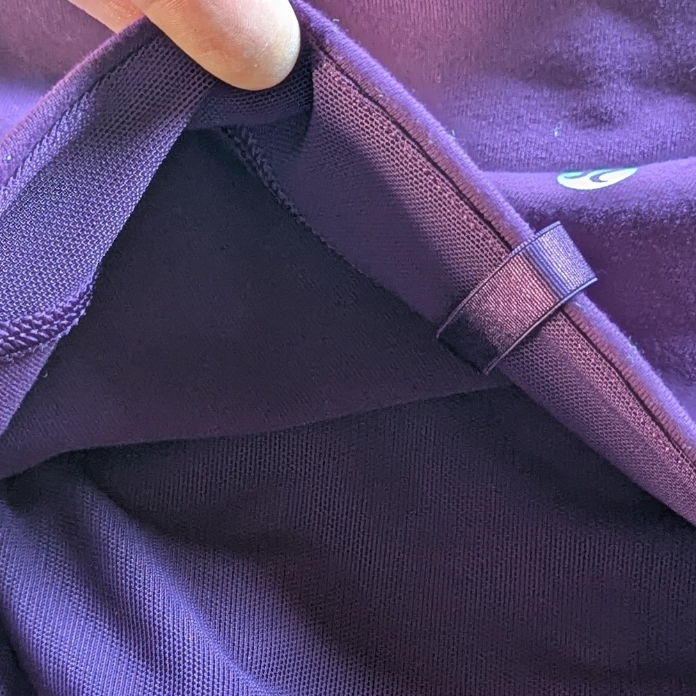 Lululemon Define Jacket Sz 10 Dramatic Magenta Luon - Picture 9 of 13